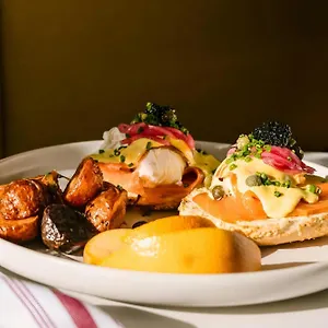 Sonder By Marriott Bonvoy Rideau Downtown 渥太華