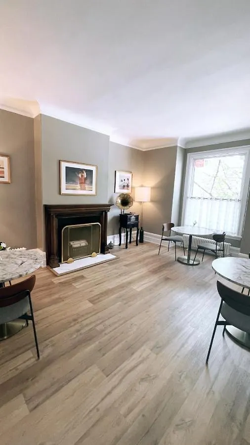 *** Couette-café The Century House Bed And Breakfast Ottawa Canada
