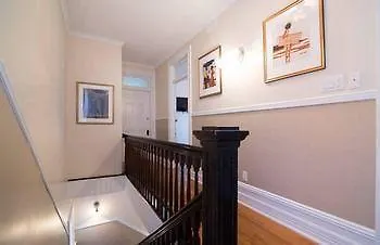 *** Frühstückspension The Century House Bed And Breakfast Ottawa Kanada